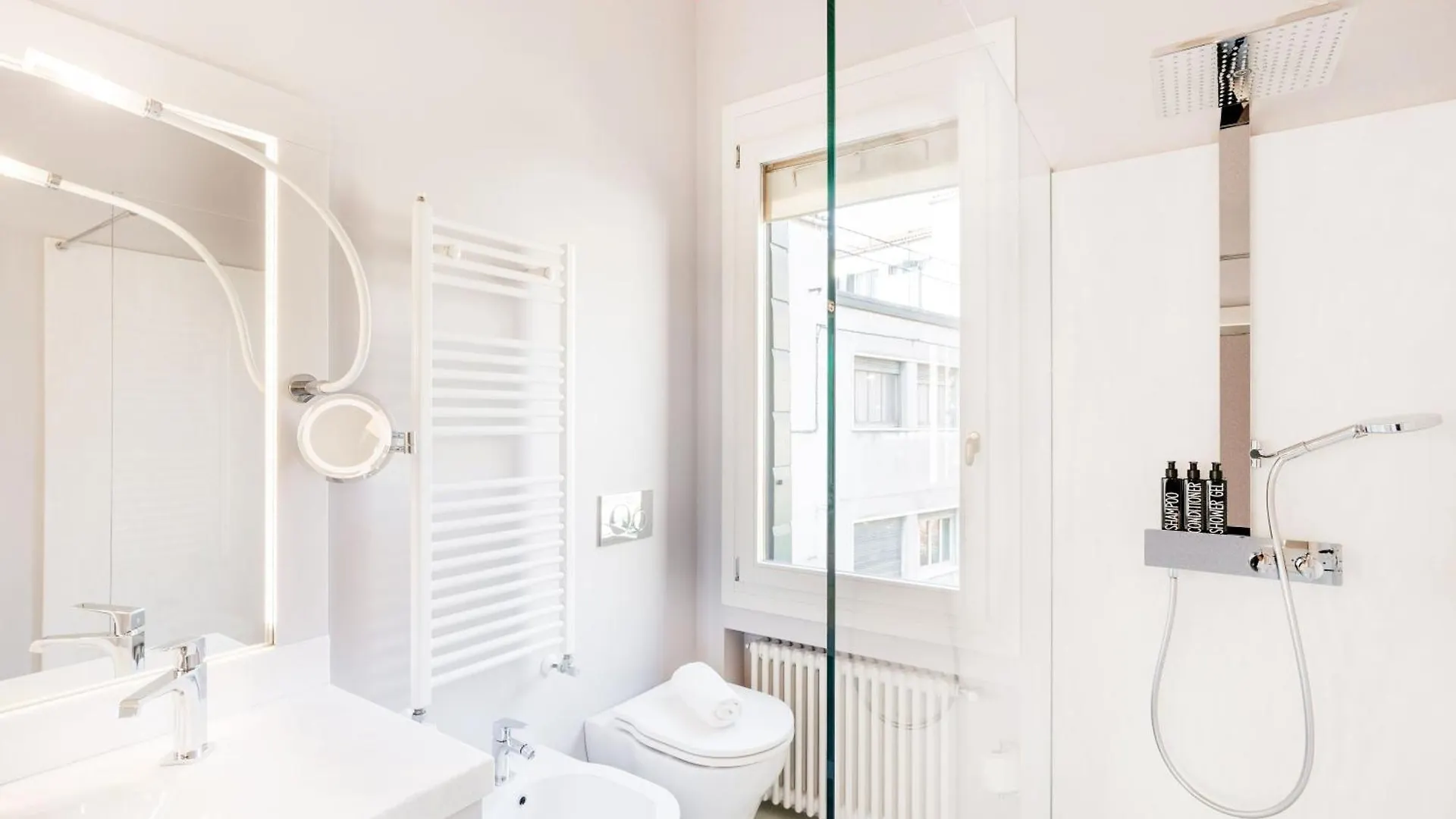 Villa Appartamento Di Lusso Con Terrazza Sull'Acqua Venedig Italien