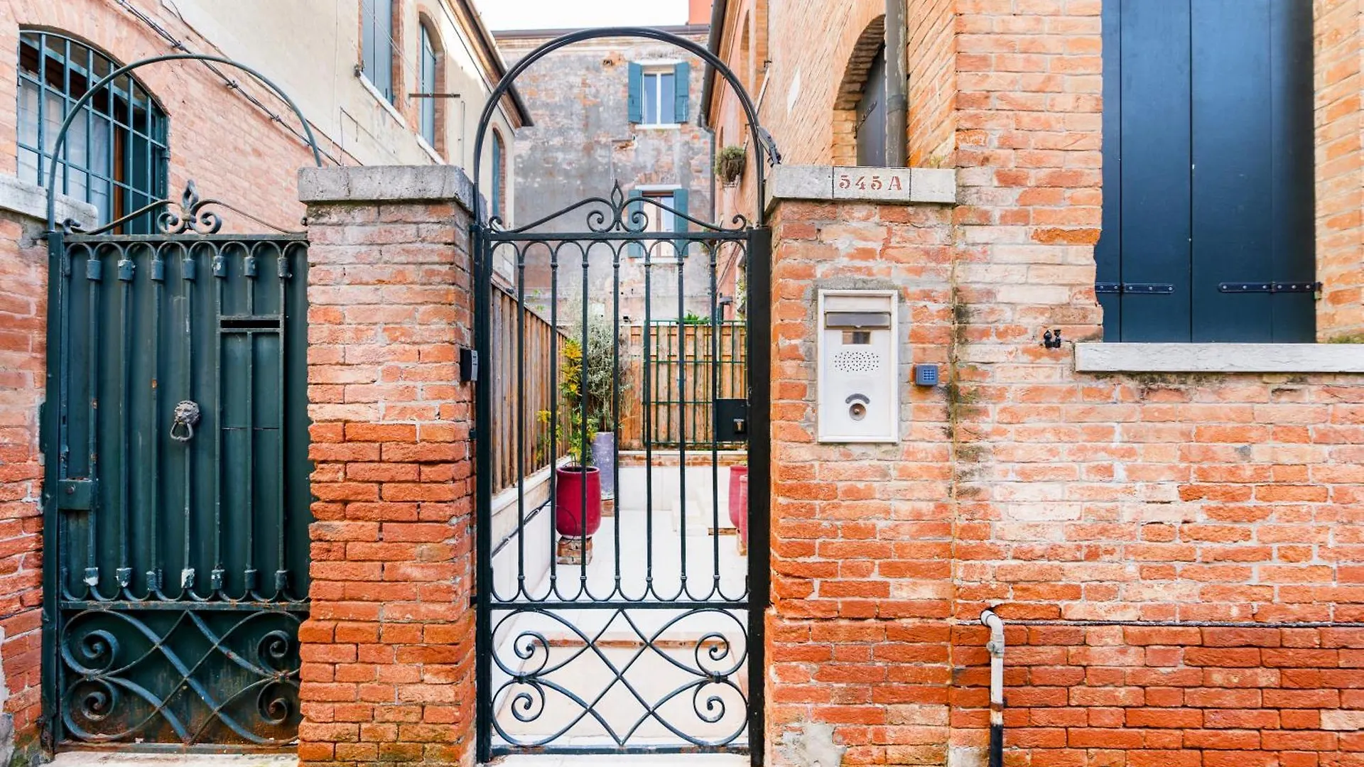 Appartamento Di Lusso Con Terrazza Sull'Acqua Venedig